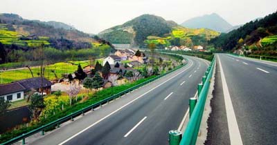 泰福特電子GPS北斗雙模NTP服務(wù)器在京昆高速投運(yùn)！